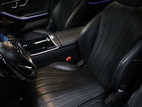 Used 2023 Mercedes-Benz S 500 4MATIC w/ AMG Line image 12
