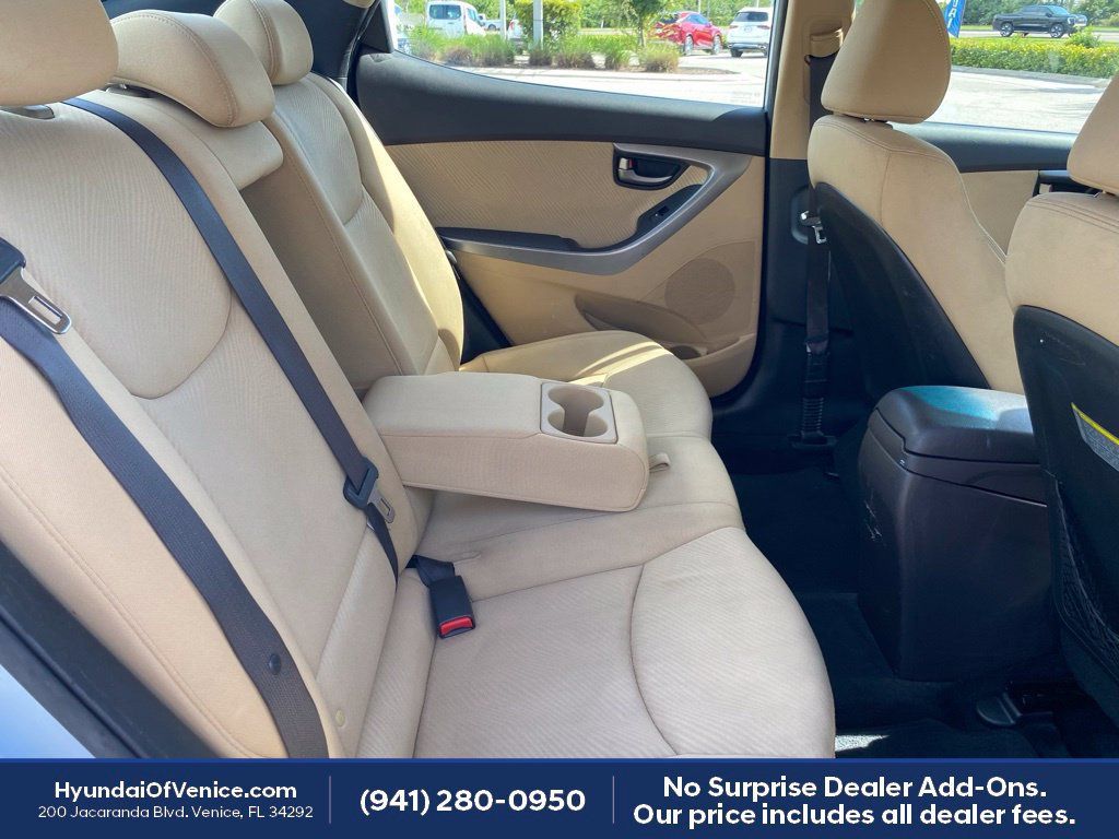 Used 2013 Hyundai Elantra GLS w/ Preferred Pkg FWD image 17
