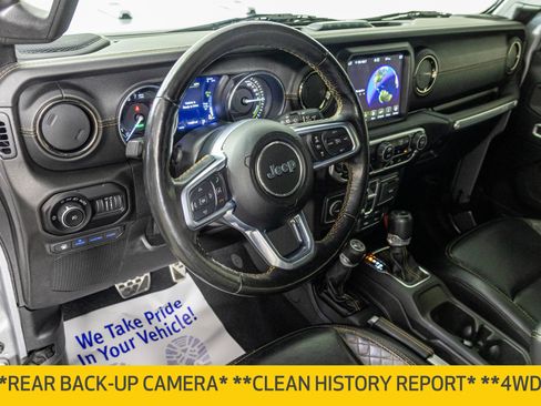 Used 2021 Jeep Wrangler Unlimited Sahara AWD/4WD image 5