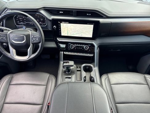 Used 2024 GMC Sierra 1500 Denali image 15