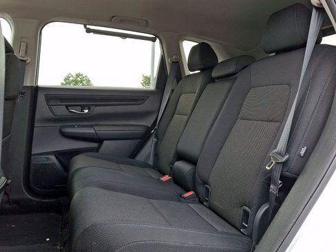 Used 2025 Honda CR-V EX image 10