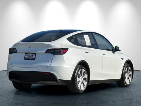 Used 2023 Tesla Model Y Long Range AWD/4WD image 4