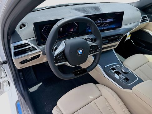 New 2025 BMW 330i Sedan image 7