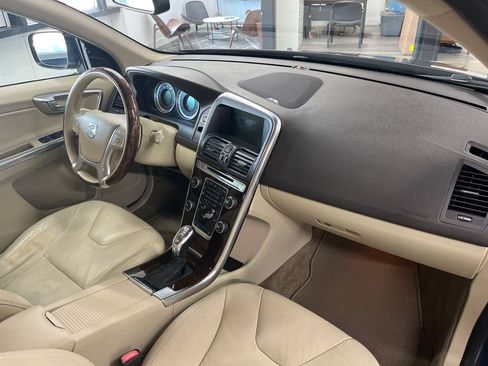 Used 2013 Volvo XC60 T6 Premier Plus AWD/4WD image 50