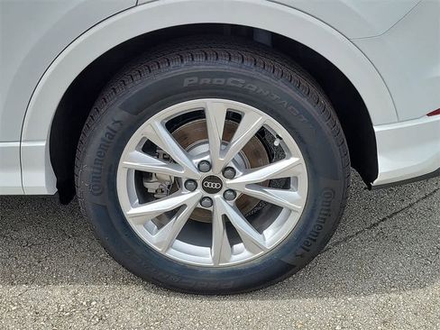 New 2025 Audi Q3 2.0T Premium image 16