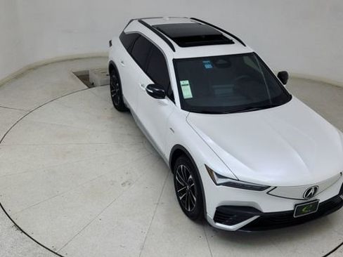 Used 2024 Acura ZDX A-Spec image 79