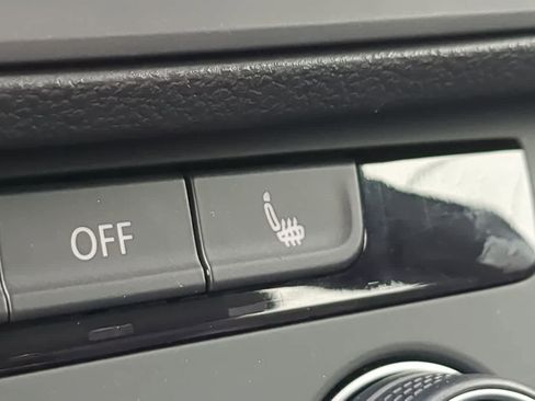 Used 2024 Volkswagen Jetta Sport image 36