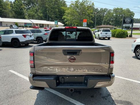 Used 2022 Nissan Frontier Pro-X w/ Technology Package RWD image 5