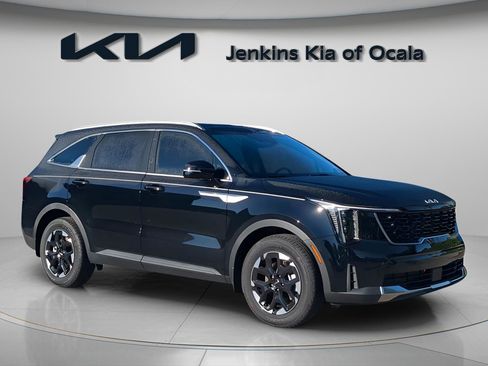 New 2026 Kia Sorento S w/ S Panoramic Sunroof Package image 7