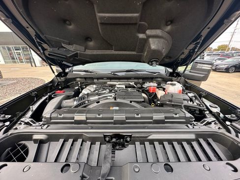 New 2026 GMC Sierra 2500 AT4 w/ AT4 Premium Plus Package image 17