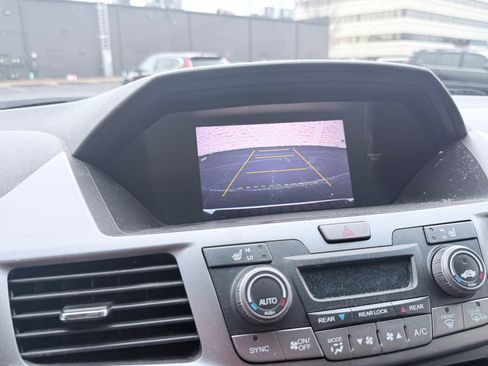 Used 2012 Honda Odyssey EX-L image 17