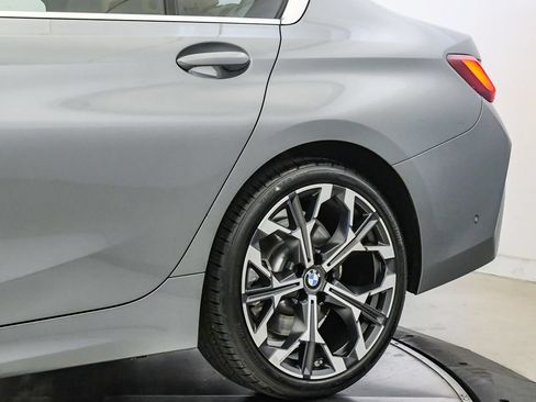 Used 2026 BMW 330i Sedan w/ Premium Package RWD image 11