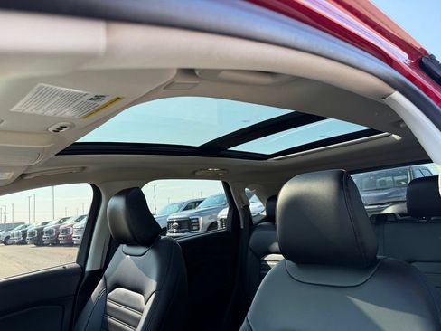 Used 2023 Ford Edge SEL w/ Convenience Package AWD/4WD image 6
