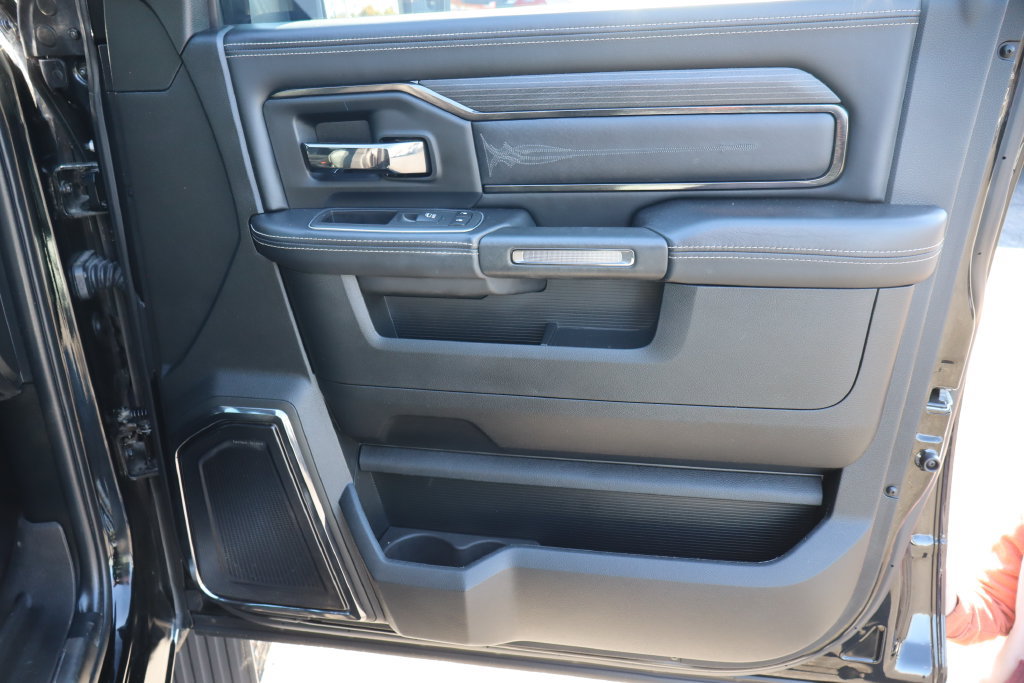 Used 2024 RAM 3500 Limited w/ Night Edition AWD/4WD image 43