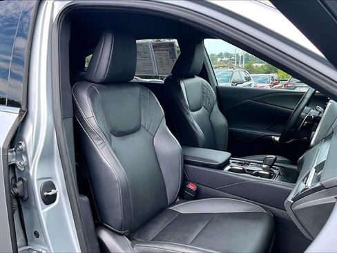 Used 2023 Lexus RX 350 Premium w/ Accessory Package AWD/4WD image 7