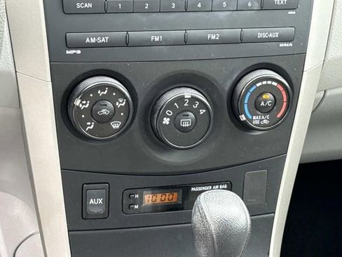 Used 2010 Toyota Corolla LE FWD image 20