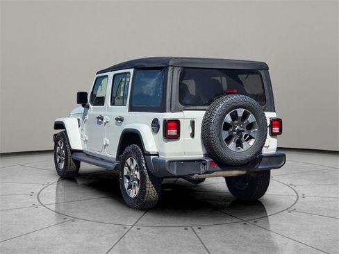Certified 2022 Jeep Wrangler Unlimited Sahara image 10