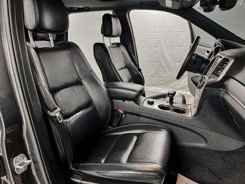 Used 2014 Jeep Grand Cherokee Limited AWD/4WD image 12