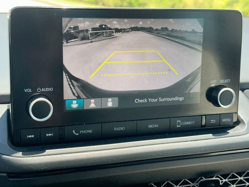 Used 2024 Honda Accord LX image 17