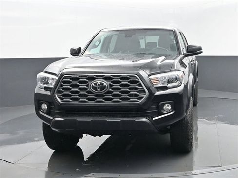 Used 2023 Toyota Tacoma TRD Off-Road w/ Technology Package image 22