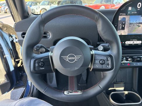 Used 2025 MINI Cooper S image 27