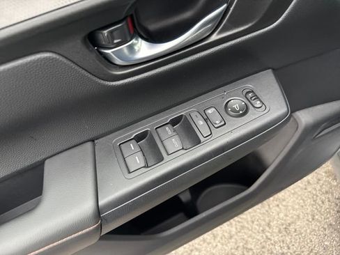 Certified 2025 Honda CR-V Sport image 10