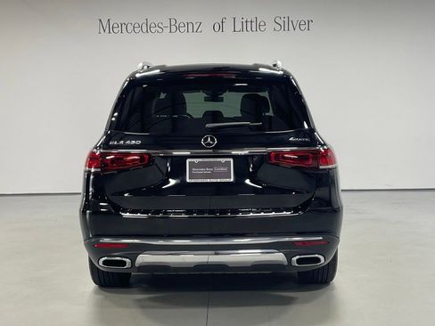 Used 2022 Mercedes-Benz GLS 450 4MATIC image 4