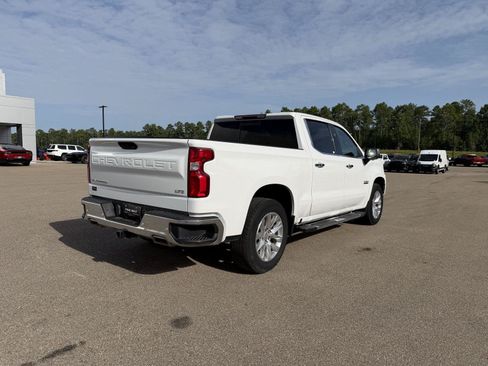 Used 2022 Chevrolet Silverado 1500 LTZ w/ LTZ Premium Texas Edition AWD/4WD image 6