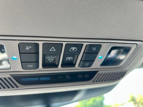 Used 2023 Ford Explorer XLT w/ Equipment Group 202A AWD/4WD image 34