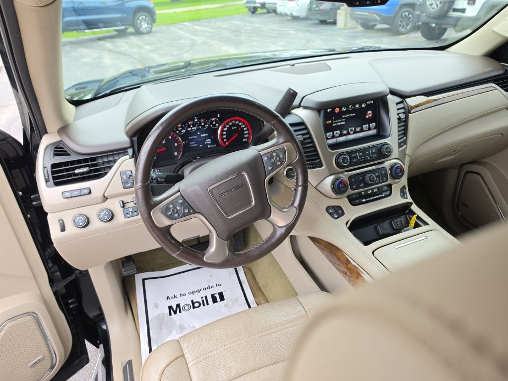 Used 2016 GMC Yukon Denali w/ Open Road Package AWD/4WD image 7