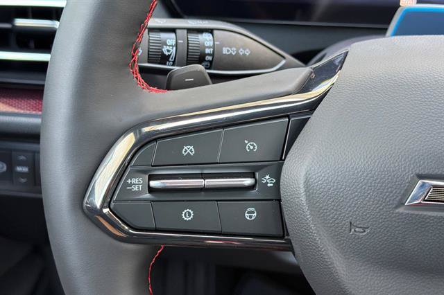 New 2027 Chevrolet Traverse RS AWD/4WD image 30