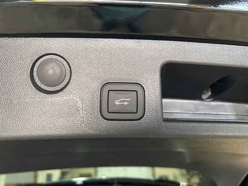 New 2026 GMC Terrain AT4 w/ Convenience Package III AWD/4WD image 19