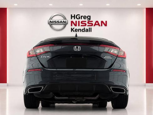 Used 2024 Honda Civic Sport Touring image 6