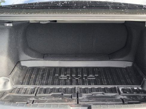 Used 2024 Honda Civic Touring image 5