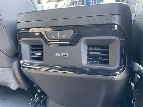 Certified 2024 Chevrolet Silverado 2500 ZR2 w/ ZR2 Bison Edition AWD/4WD image 30