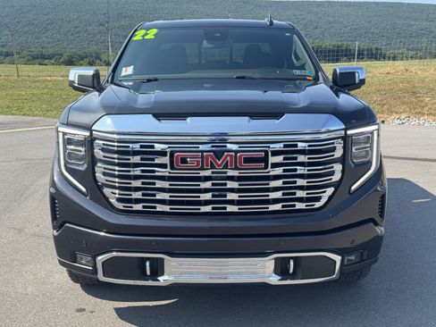 Used 2022 GMC Sierra 1500 Denali AWD/4WD image 9