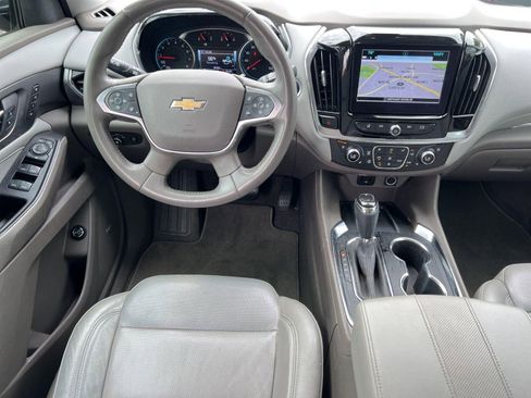 Certified 2019 Chevrolet Traverse Premier w/ Driver Confidence II Package image 28