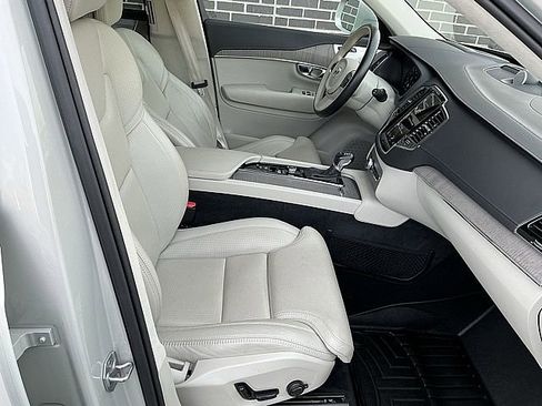 Used 2021 Volvo XC90 T6 Inscription image 23