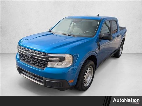 Used 2022 Ford Maverick XL image 1