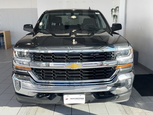 Used 2018 Chevrolet Silverado 1500 LT w/ All Star Edition image 31
