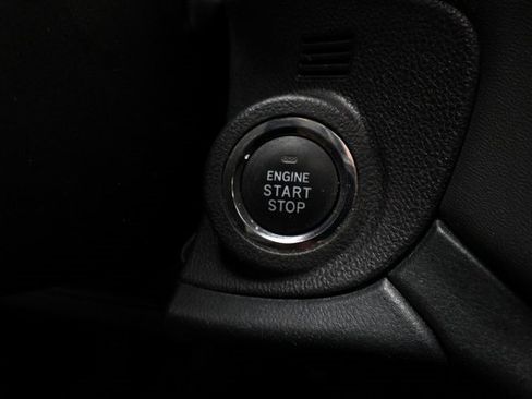 Used 2020 Subaru Outback Limited image 19