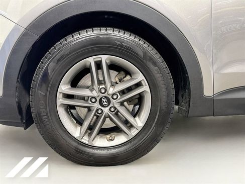Used 2017 Hyundai Santa Fe Sport AWD/4WD image 30