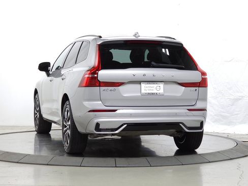 Certified 2025 Volvo XC60 B5 Plus AWD/4WD image 6
