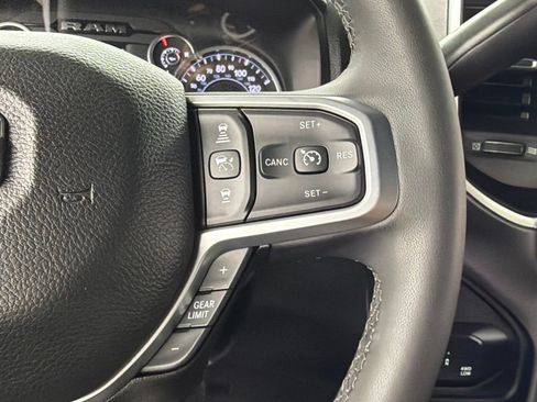 Used 2025 RAM 2500 Big Horn AWD/4WD image 27