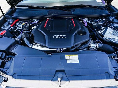 Used 2025 Audi S6 Premium Plus AWD/4WD image 28