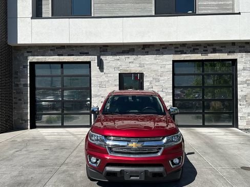 Used 2019 Chevrolet Colorado LT AWD/4WD image 8