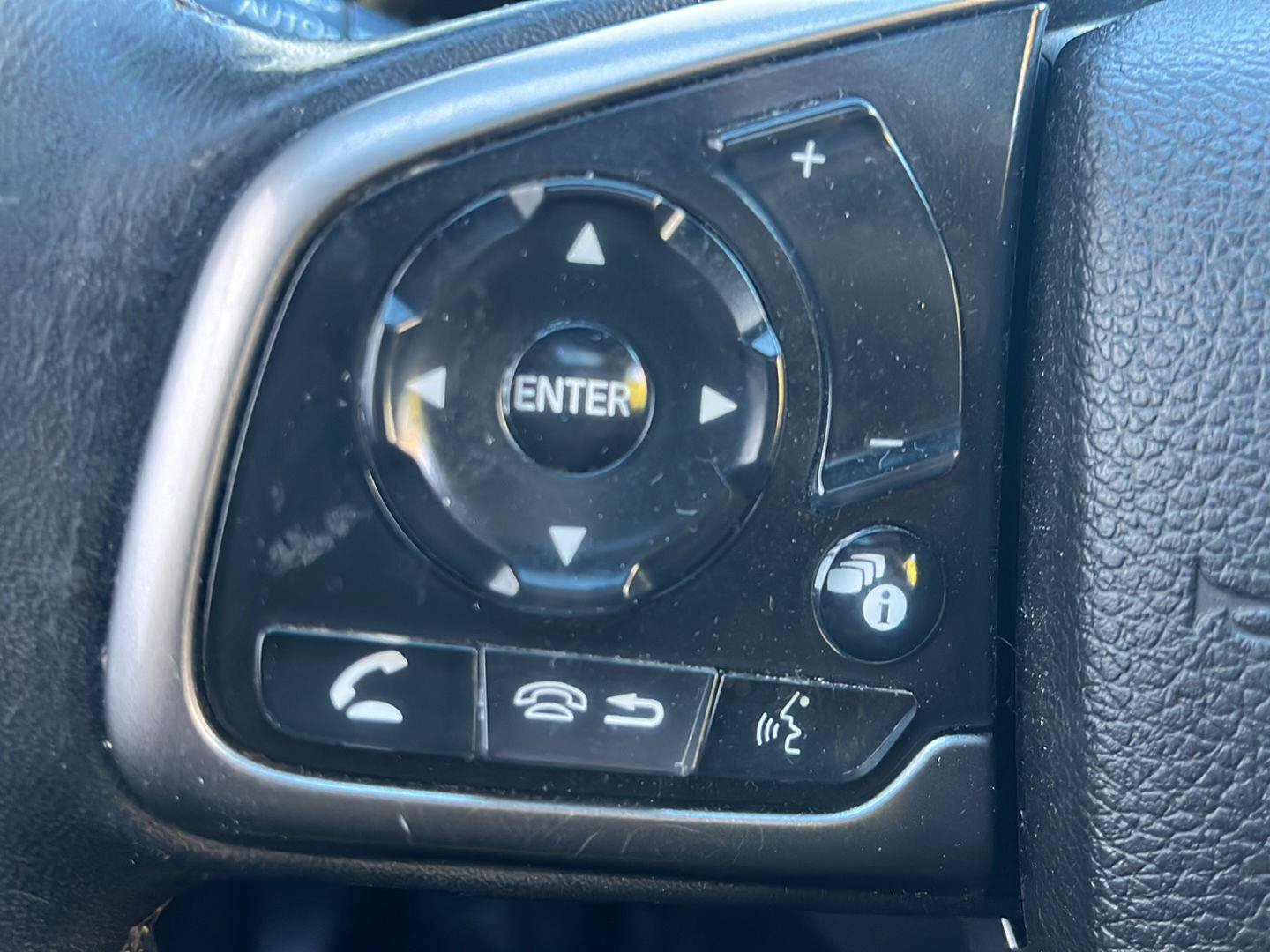 Used 2020 Honda Civic EX image 9