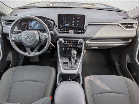 Used 2025 Toyota RAV4 LE FWD image 17