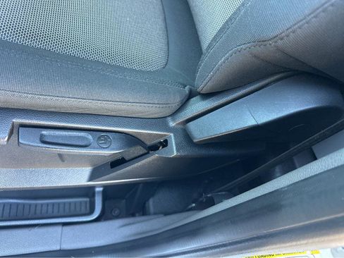 Used 2019 Ford Transit Connect XL image 32