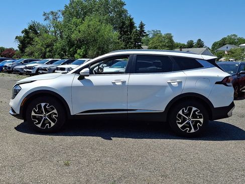 Used 2023 Kia Sportage EX AWD/4WD image 4
